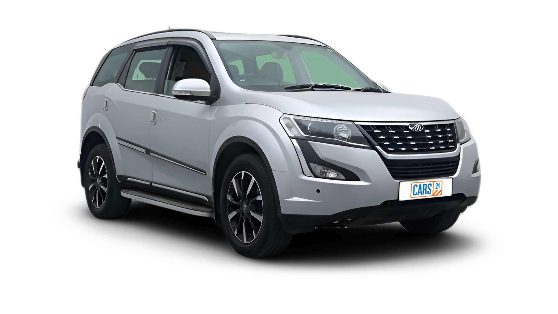 Mahindra XUV500-img